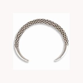 Vikingearmbnd, fletter, tin med antik slvfinish, ca. r 1.000