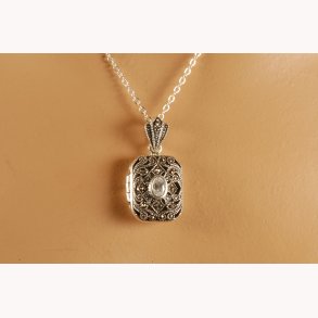 Victoriansk vedhng - marcasit boks i slv. Kan bnes