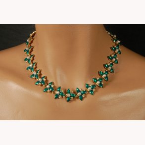 Russisk�Faberg� blomster halsk�de, 1907. Emalje med perler