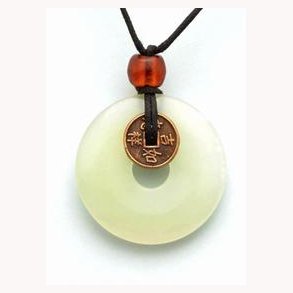 Kinesisk jadevedhng med dragemnt